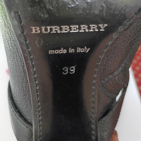 Burberry Knee High Heel Black Leather Boots 39  US 8.5 - Picture 7 of 8